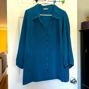 ESSENTIALS Woman's Beautiful Teal Front Pleated Blouse Size 30/32